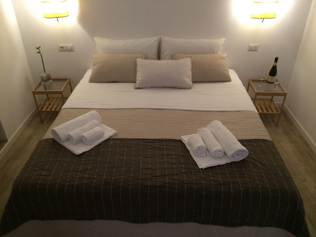 Alloggio Turistico Al Colosseo Bed & Breakfast Rome Exterior photo